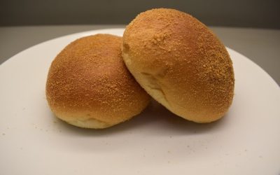 Spicy Pan de Longganisa